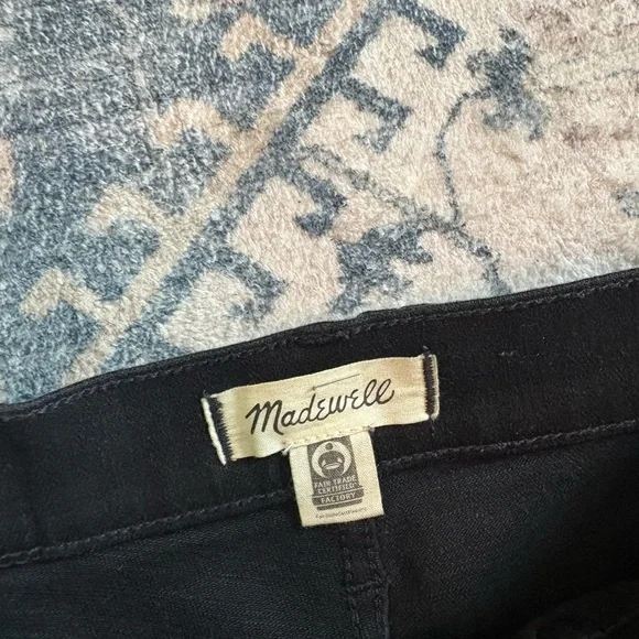 Madewell The Perfect Vintage Wide-Leg Jean in Rinse Black - Picture 3 of 7